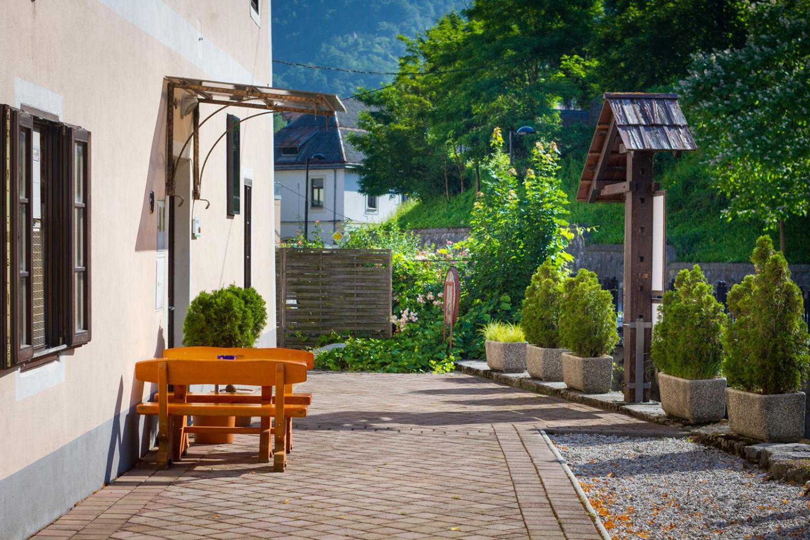 Apartma Na Starem Placu Idrija Exterior foto