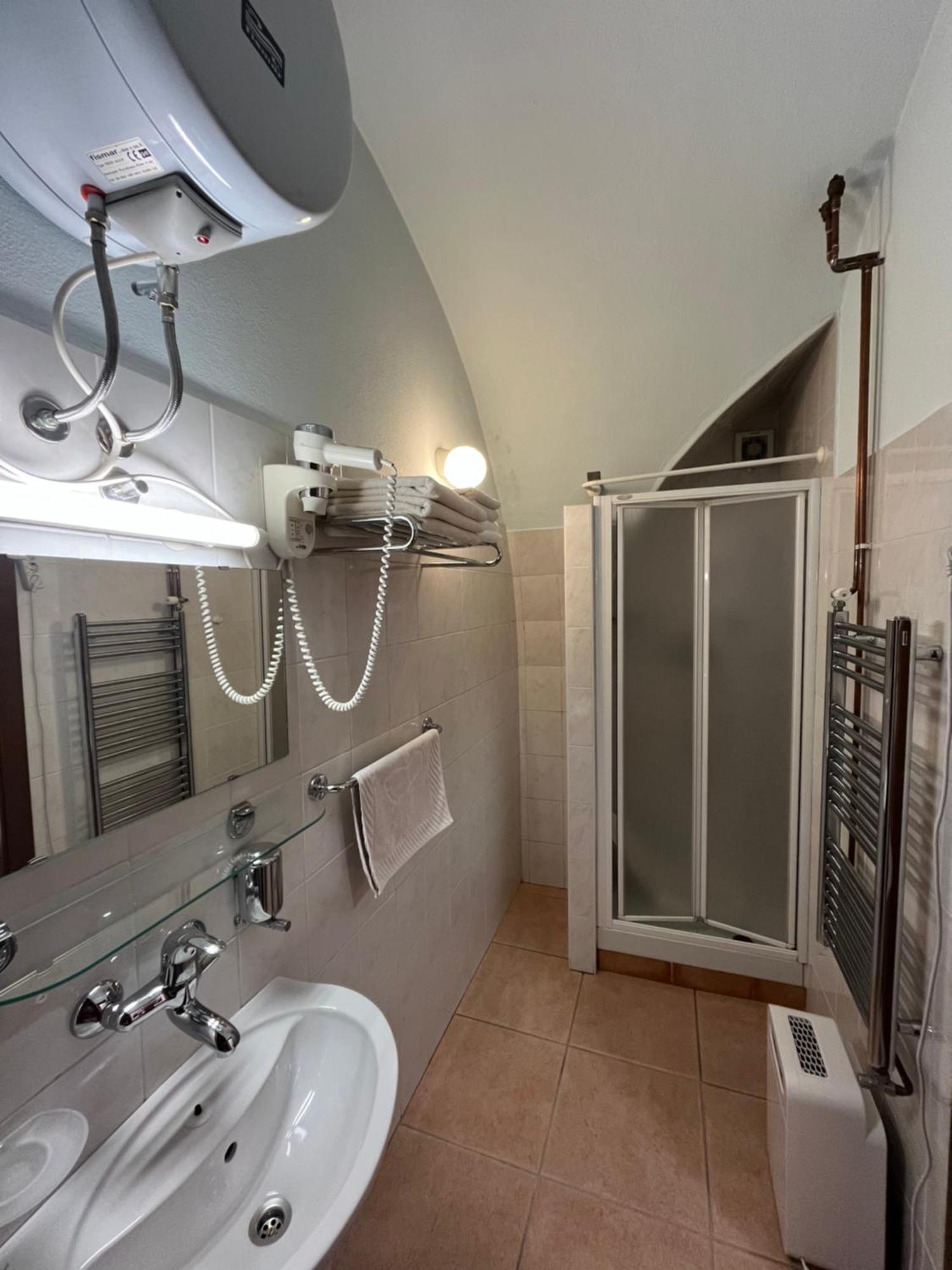Apartma Na Starem Placu Idrija Exterior foto